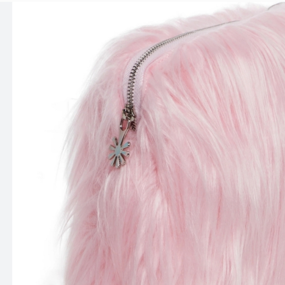 Pink Fuzzy Clutch - Picture 4 of 8